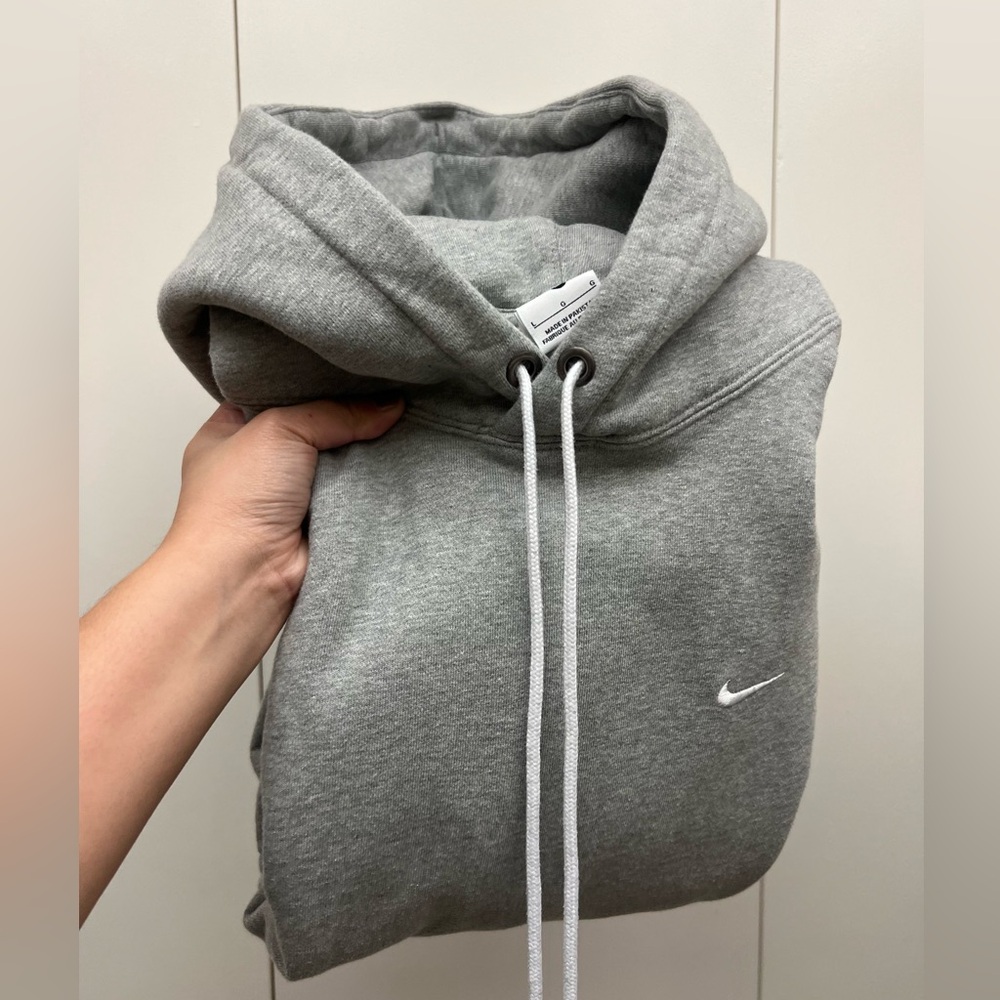 •LIKE NEW•NIKE Solo Swoosh Hoodie